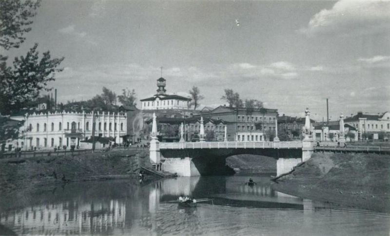 Файл:Каменный мост и Обруб (1956).jpg