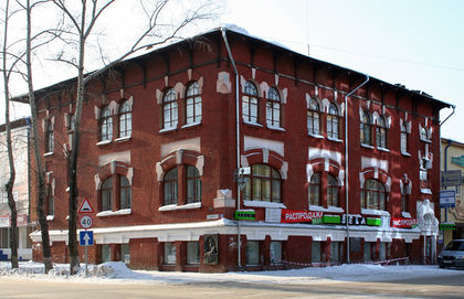 Здание колледжа (ул. Гагарина, 9). Фото: Максим Вотяков