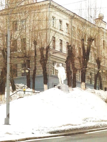 Файл:Kirov Monument.jpg