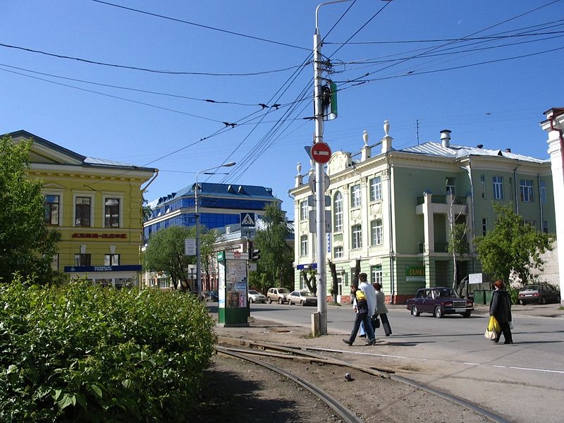 Файл:Начало улицы Гагарина.jpg