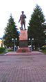 Памятник Герою Советского Союза полковнику Ф.М. Зинченко в Предвокзальном сквере у Томска-I (пр. Кирова, 64)