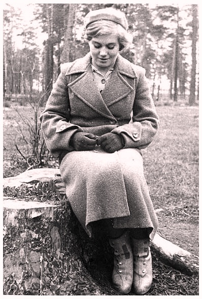 Файл:Волошина ВД (1930-е Москва).jpg