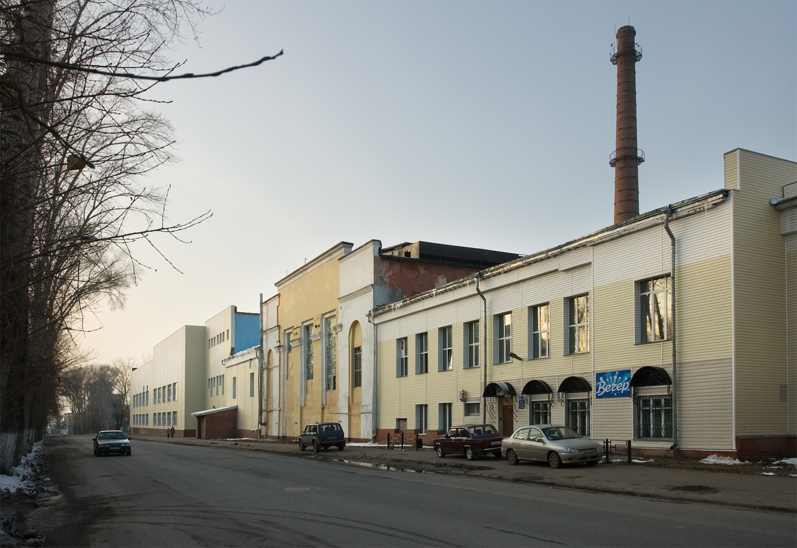 Корпуса электролампового завода со стороны ул. Усова. Фото: Павел Андрющенко