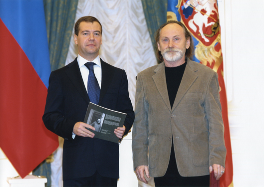 Файл:Л.Усов.jpg