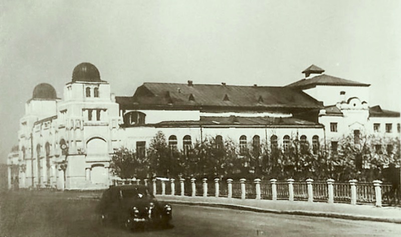 Файл:Томский областной театр (1950-е).jpg