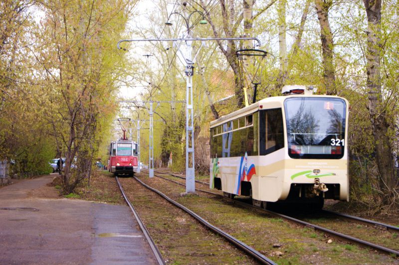 Файл:Томский трамвай ( май 2011 ).jpg