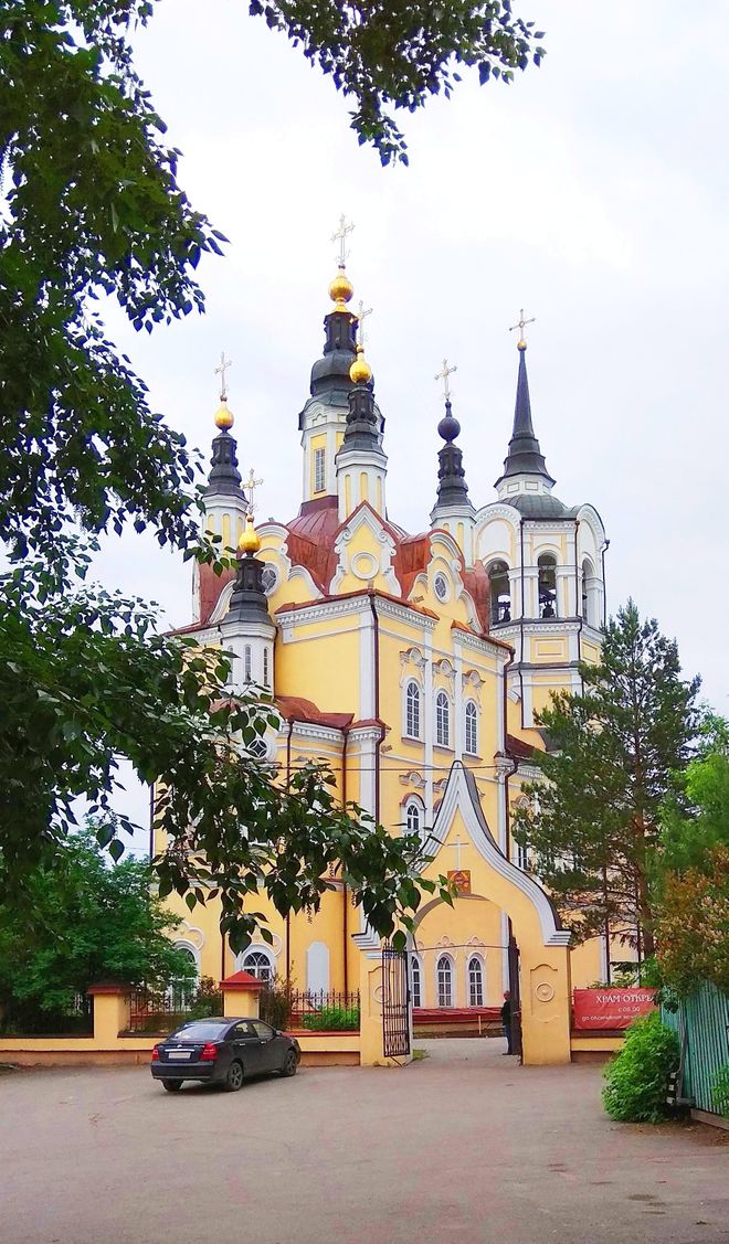 Воскресенская церковь томск фото