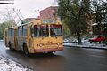 Троллейбус ЗиУ-682В №256 на пр. Фрунзе, 07 октября 2000 г.